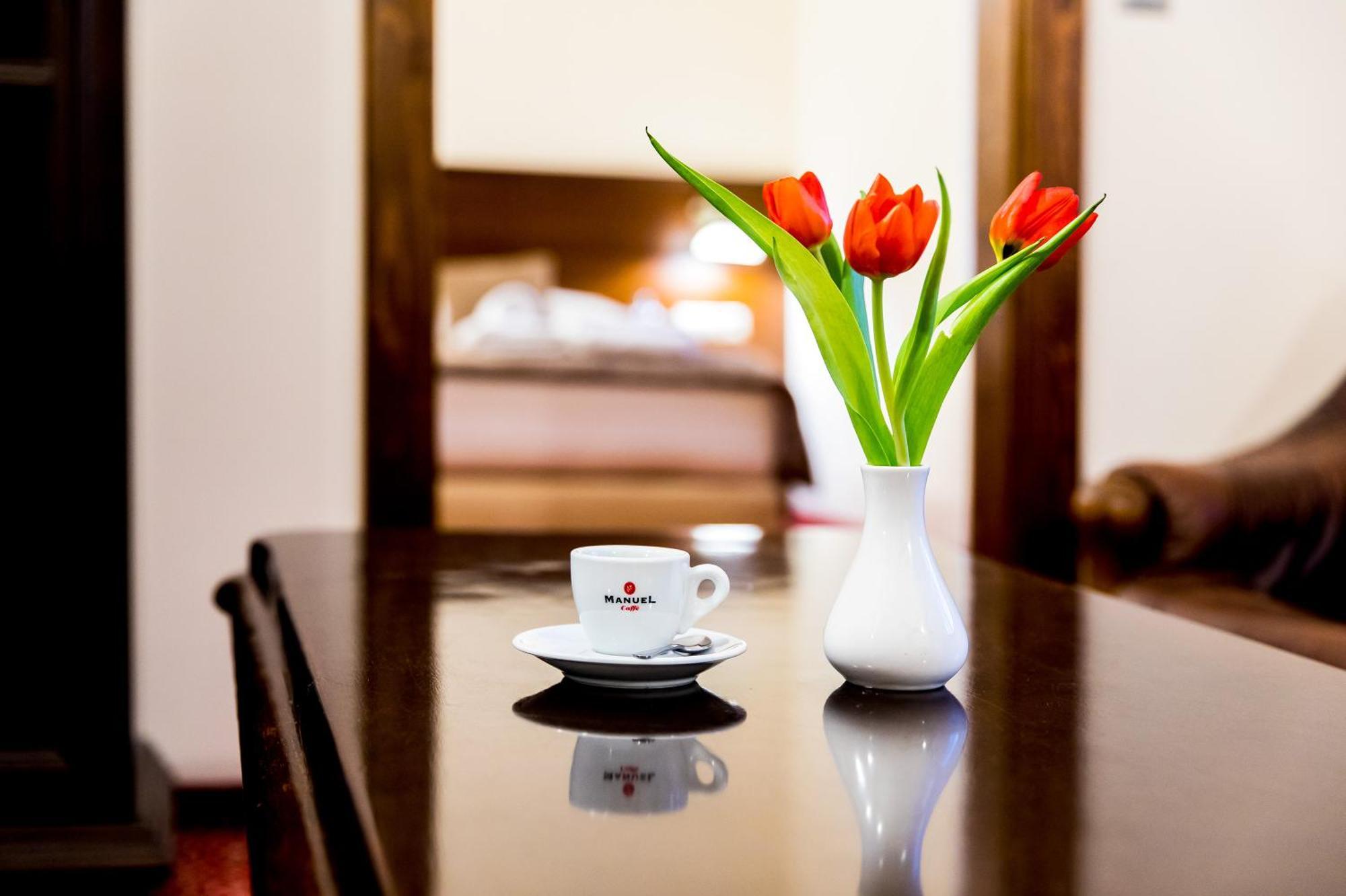 Hotel Bankov โกชิเซ ภายนอก รูปภาพ